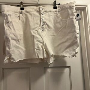 Gap 5 button denim white shorts